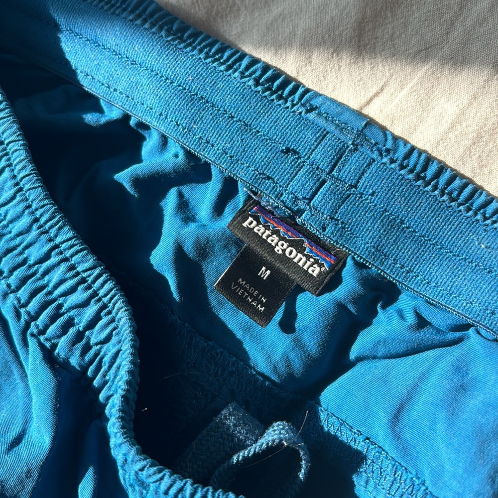 Patagonia baggies - Picture 2 of 3